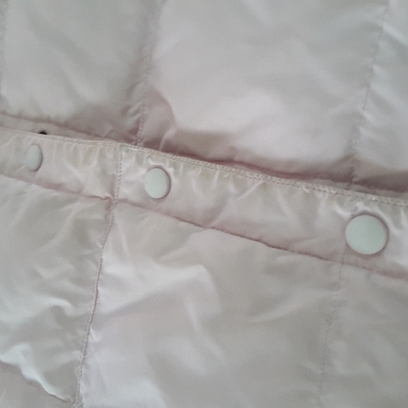 Lands End puffer vest - Picture 9 of 10